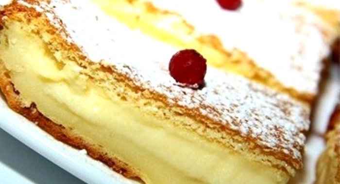 Нежный слоеный пирог