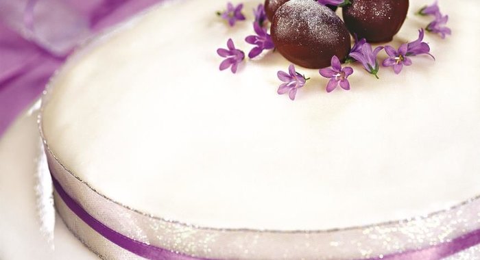 Симнель, английский пасхальный кекс