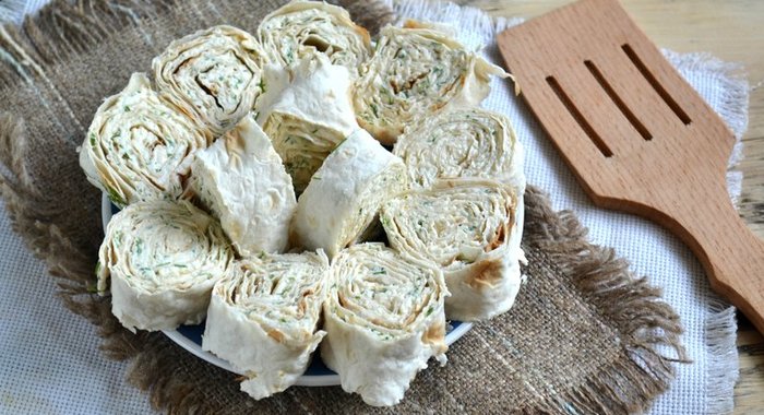 Лаваш с сыром и укропом