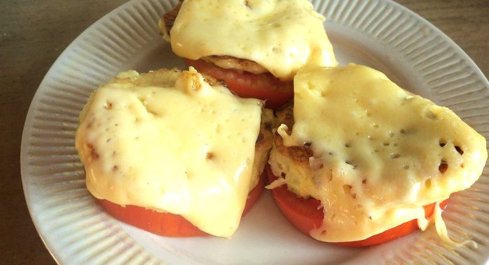 Кабачковые оладьи с сыром