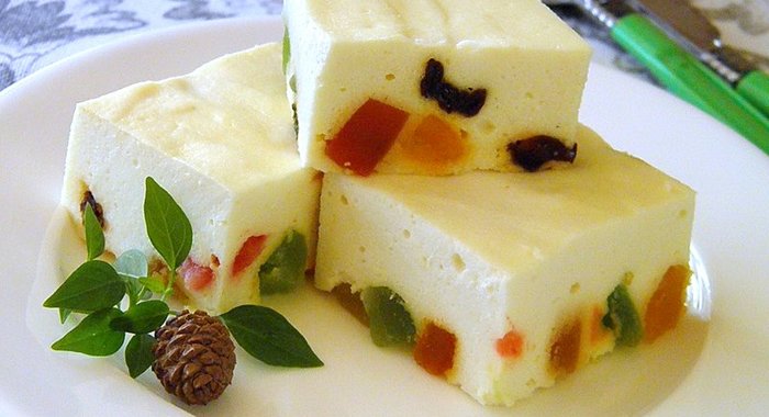 Творожная запеканка с цукатами