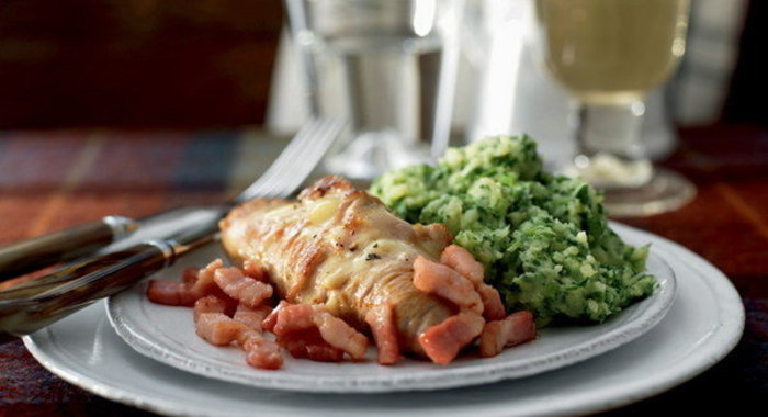 Рулеты из эскалопа с сыром