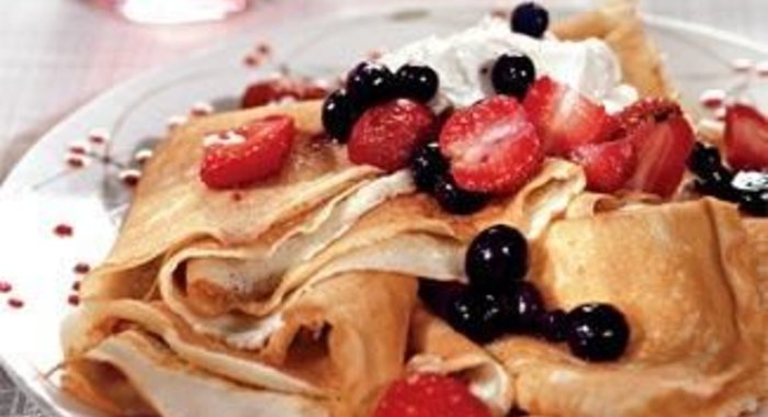 Блины с ягодами