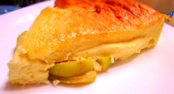 Творожная запеканка с яблоками