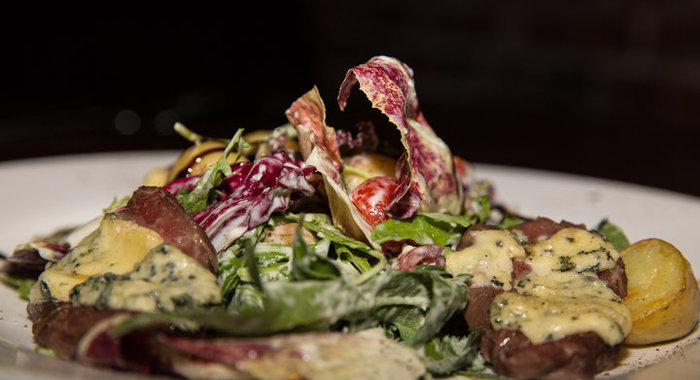 Картофельная запеканка с мясным фаршем и овощами