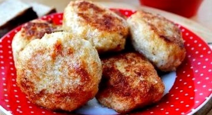 Котлеты из судака с соусом