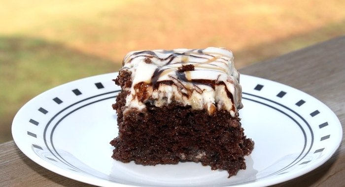 Торт Сникерс без выпечки