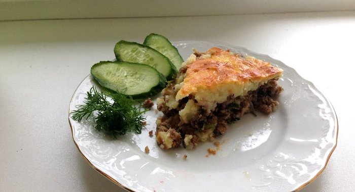Картофельная запеканка с фаршем и зеленью
