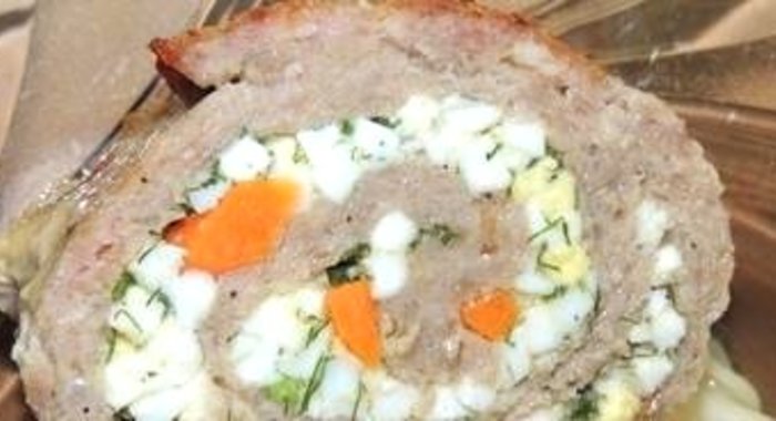 Мясной рулет