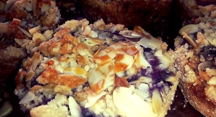 Песочные корзинки с ягодно-манной начинкой