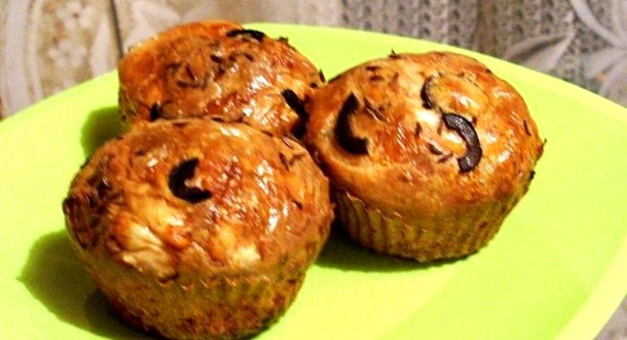 Воздушные сырные кексы на творожном тесте