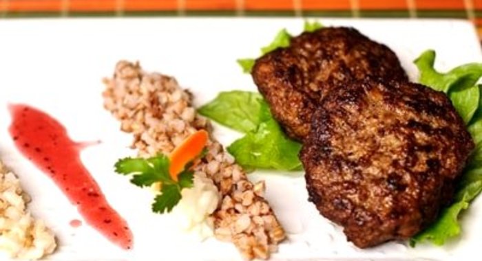 Котлеты мясные в духовке