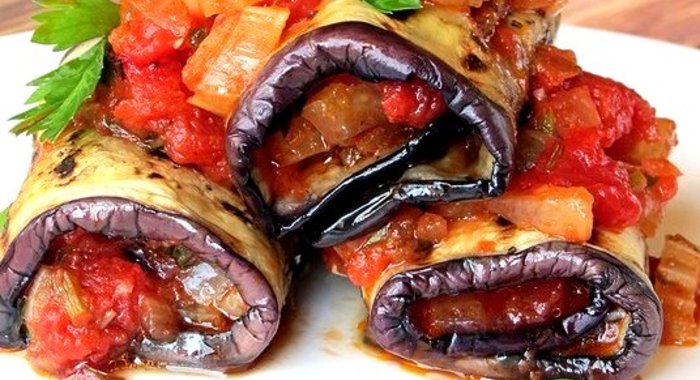 Баклажанные рулетики с начинкой