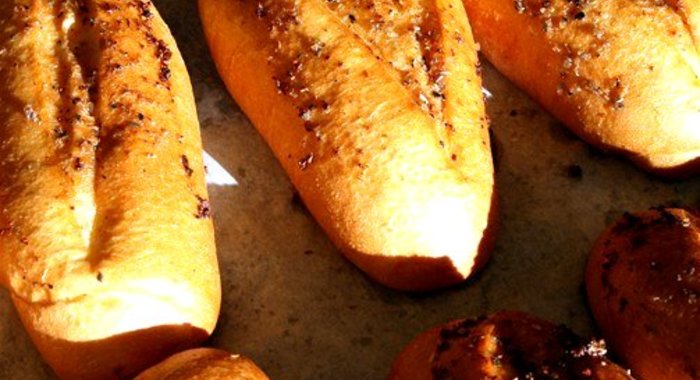 Хлеб с маслинами