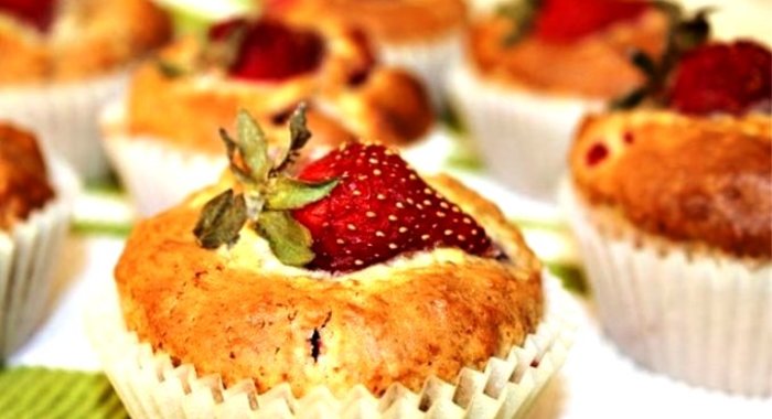 Клубничные маффины