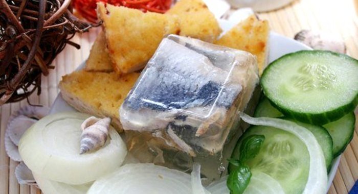 Заливное из карпа