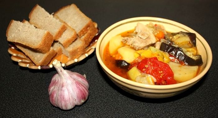 Хашлама из говядины с картошкой