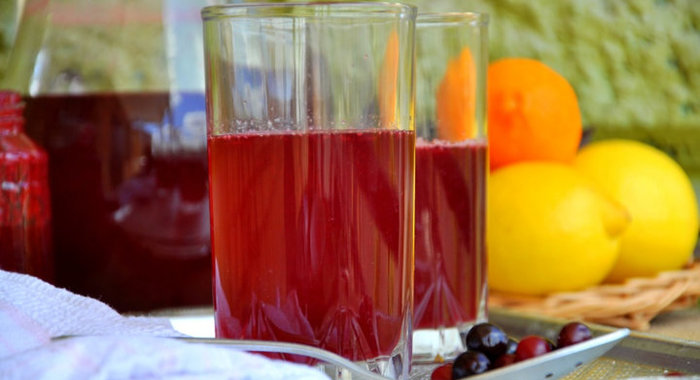 Торт «Лилии на снегу»