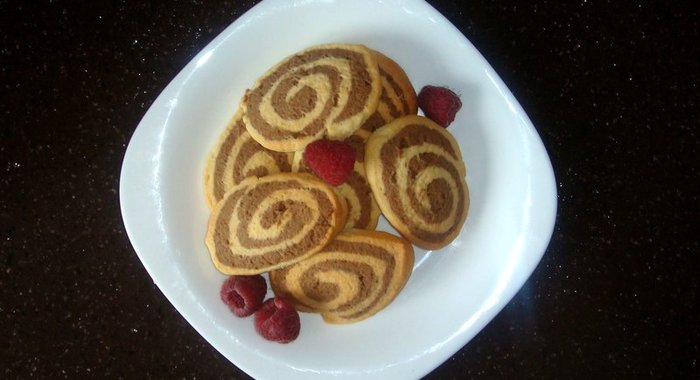 Двухцветное печенье «Серпантин»