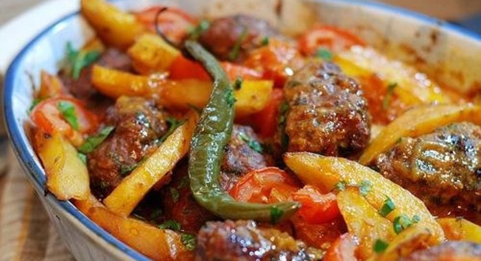 Измирские котлетки (кёфте)