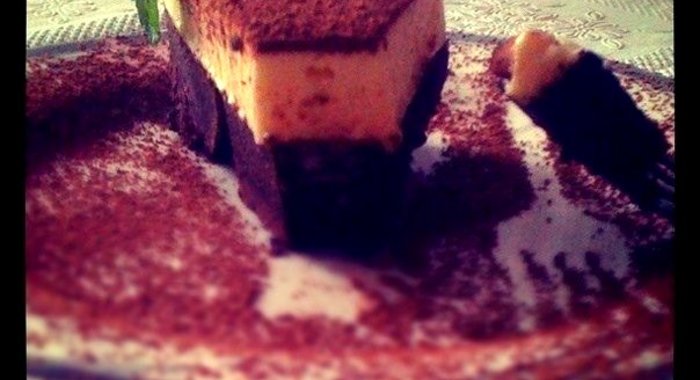 Торт трюфельный с муссом из белого шоколада