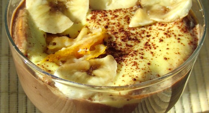 Шоколадный крем-курд с лимоном и зерновым печеньем