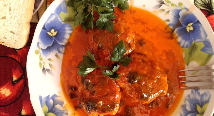 Куриные котлеты в томате