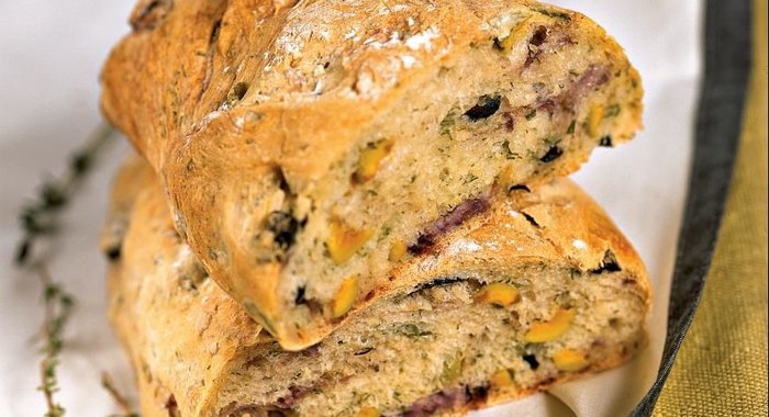 Итальянский хлеб с оливками