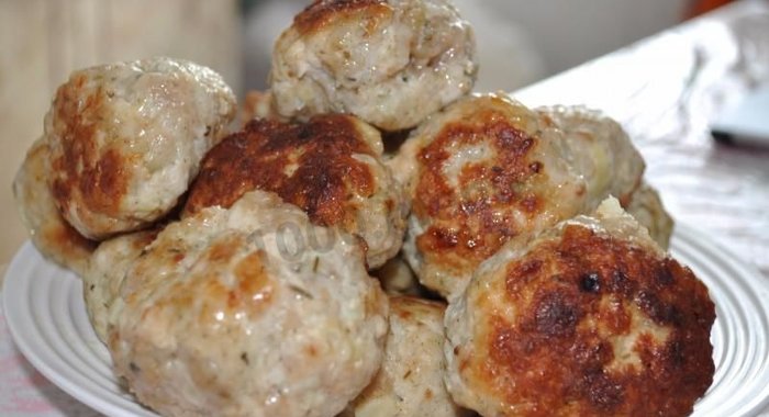 Нежные куриные котлетки