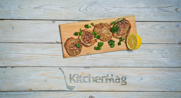 Рыбные котлеты с петрушкой