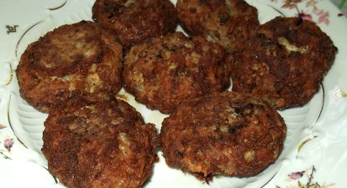 Котлеты из свинины и курицы