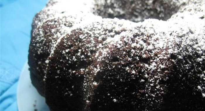 Шоколадный кекс с черносливом