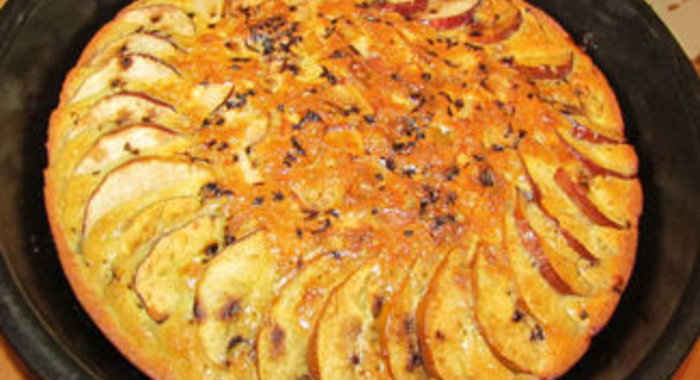 Творожная запеканка с яблоками