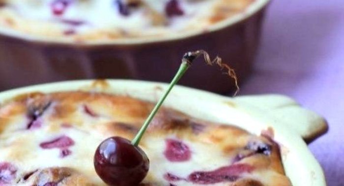 Вишневая запеканка