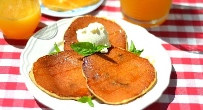 Творожные блинчики с изюмом