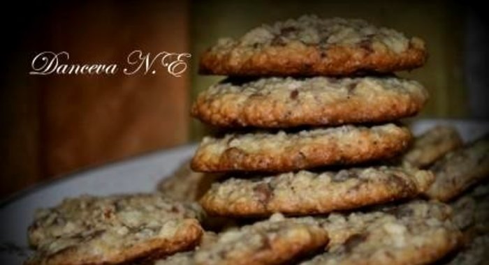 Печенье с овсяными хлопьями