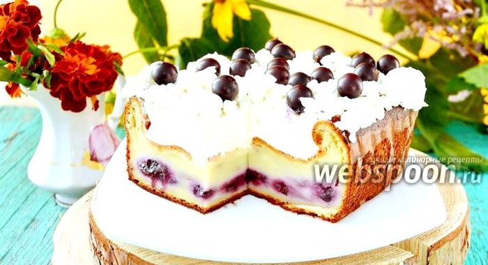 Кекс-запеканка творожный с чёрной смородиной