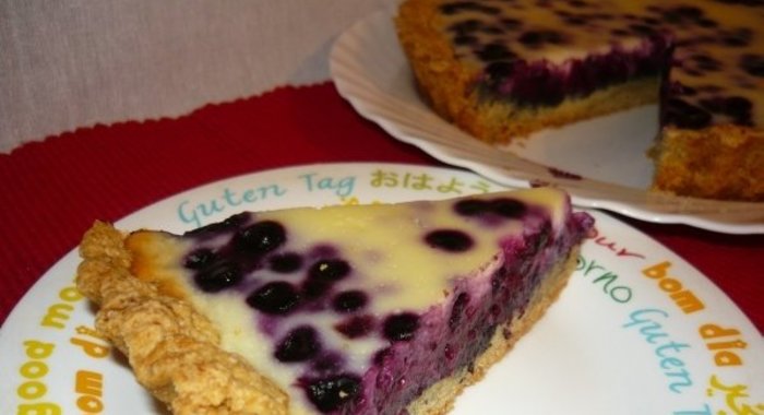 Черничный пирог со сливками