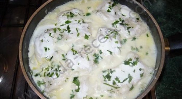 Котлеты из свинины под молочным соусом