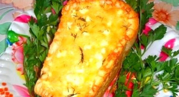 Белый хлеб запеченный с овощами