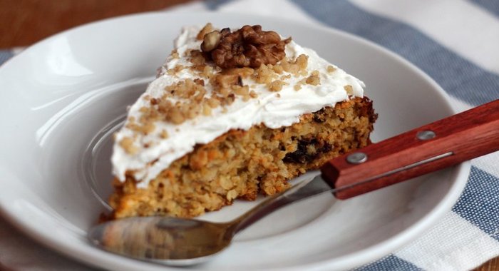 Полезный морковный пирог с бананами и специями