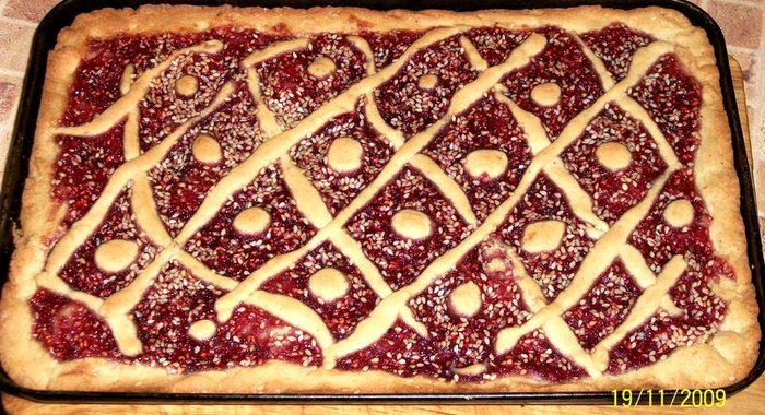 Малиновый пирог на песочном тесте