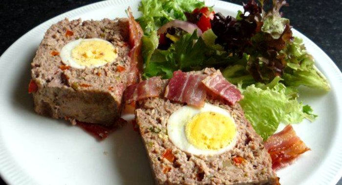 Неаполитанский говяжий рулет