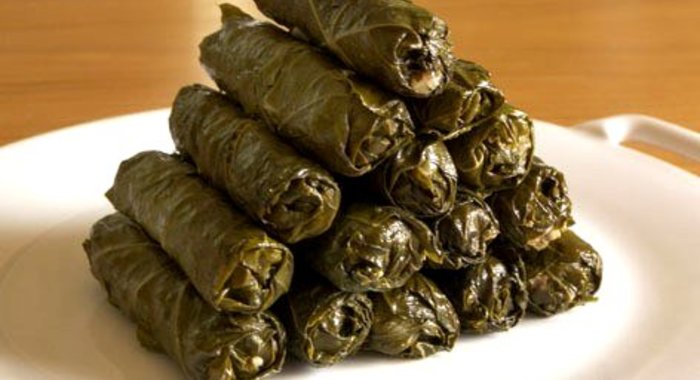 Долма с бараниной и мятой