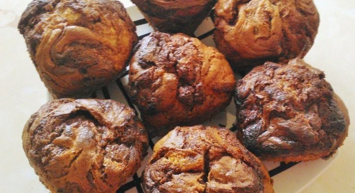 Банановые кексы с шоколадной пастой и фундуком