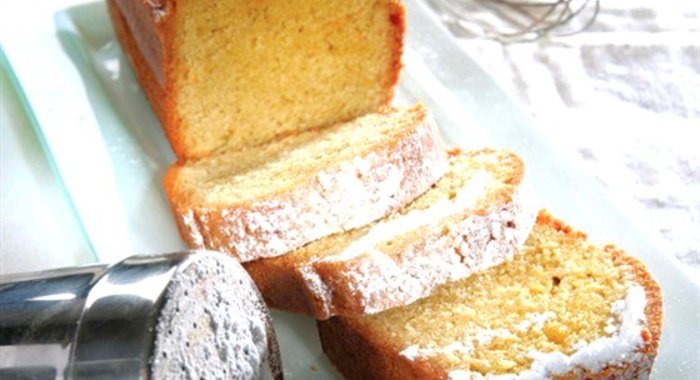 Миндальный кекс с оливковым маслом и апельсиновой цедрой