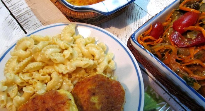 Куриные котлеты с морковью и сыром