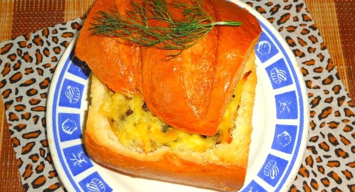 Батон запеченный с рисом и печенью