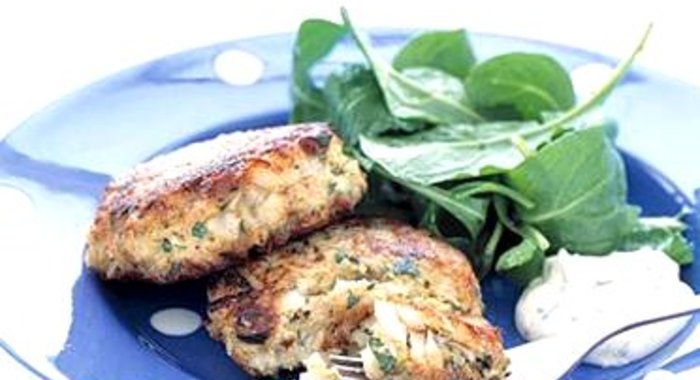 Рыбные котлеты с петрушкой