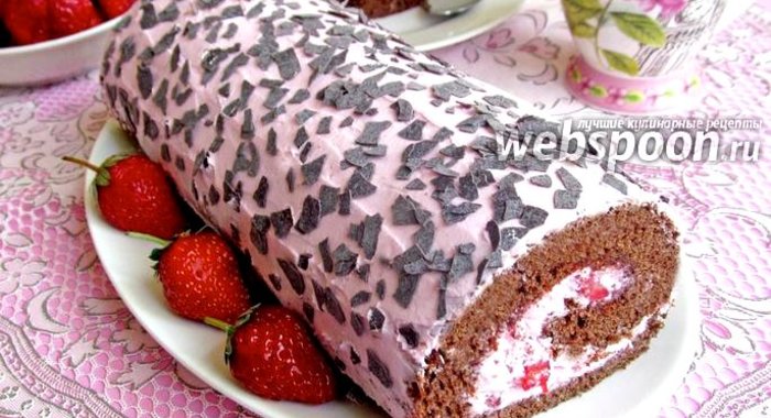 Шоколадный рулет «Клубника со сливками»